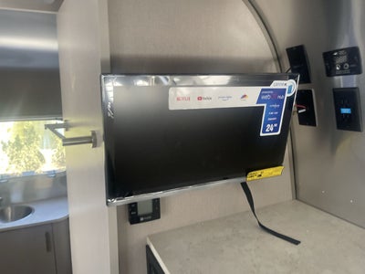 2026 Airstream 22FB Base