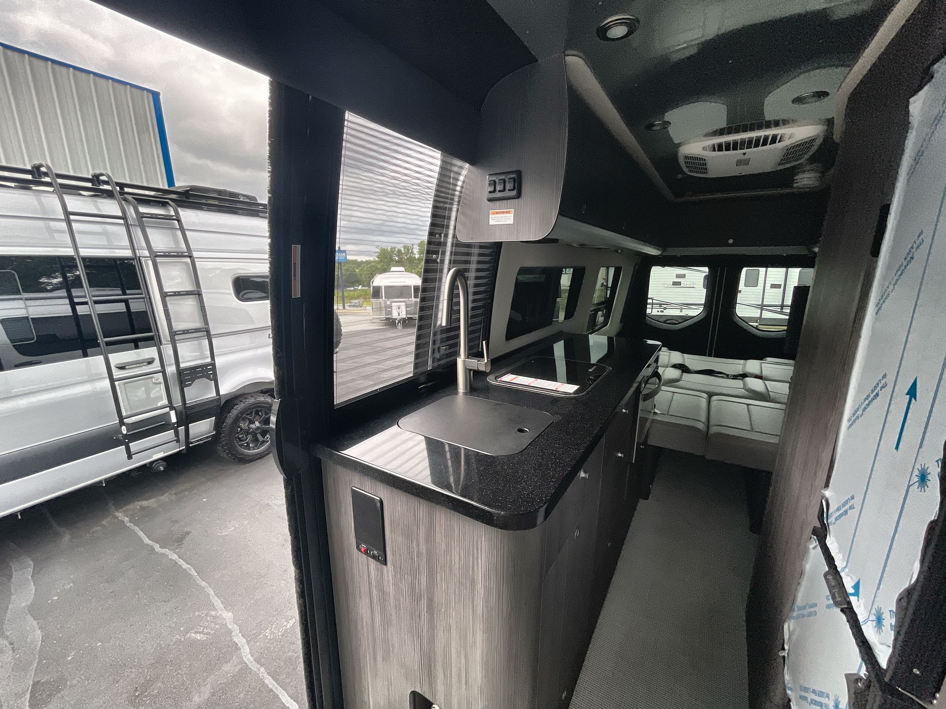 2026 Airstream 24GT Base