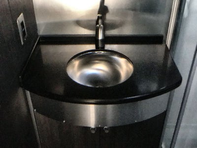 2026 Airstream Murphy Suite Base