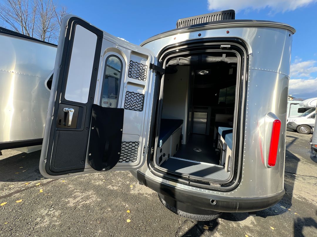 2025 Airstream 16X Base