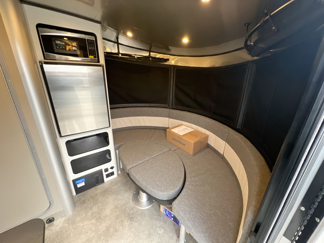 2026 Airstream 20Xe Base