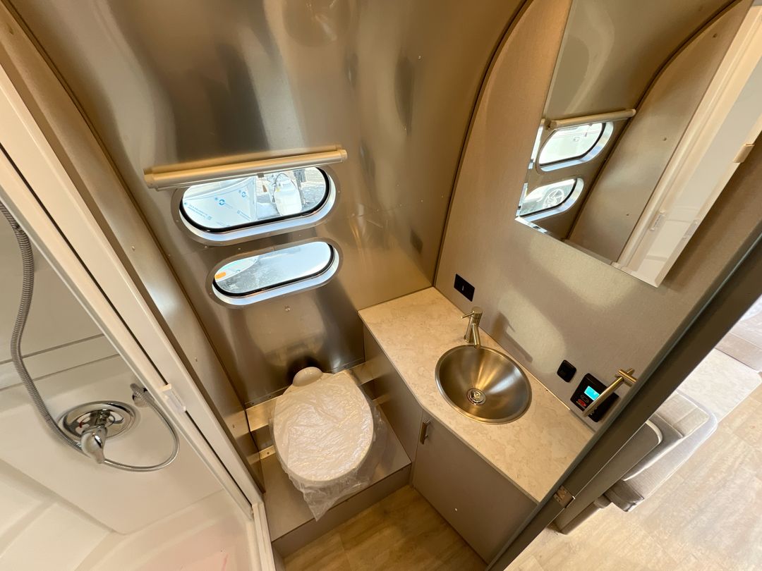 2025 Airstream 20FB Base
