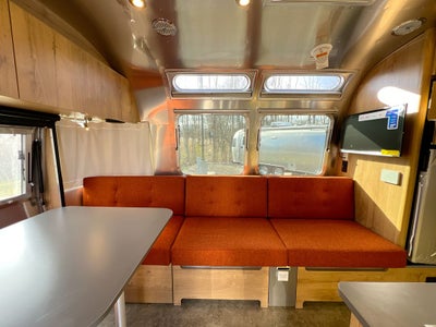 2026 Airstream 25FBT Base