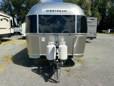 2025 Airstream 25FBQ Base