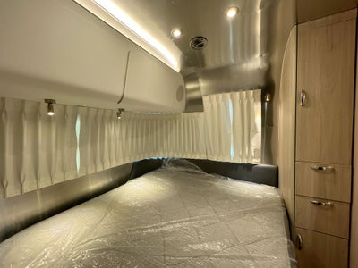 2025 Airstream 25FBQ Base